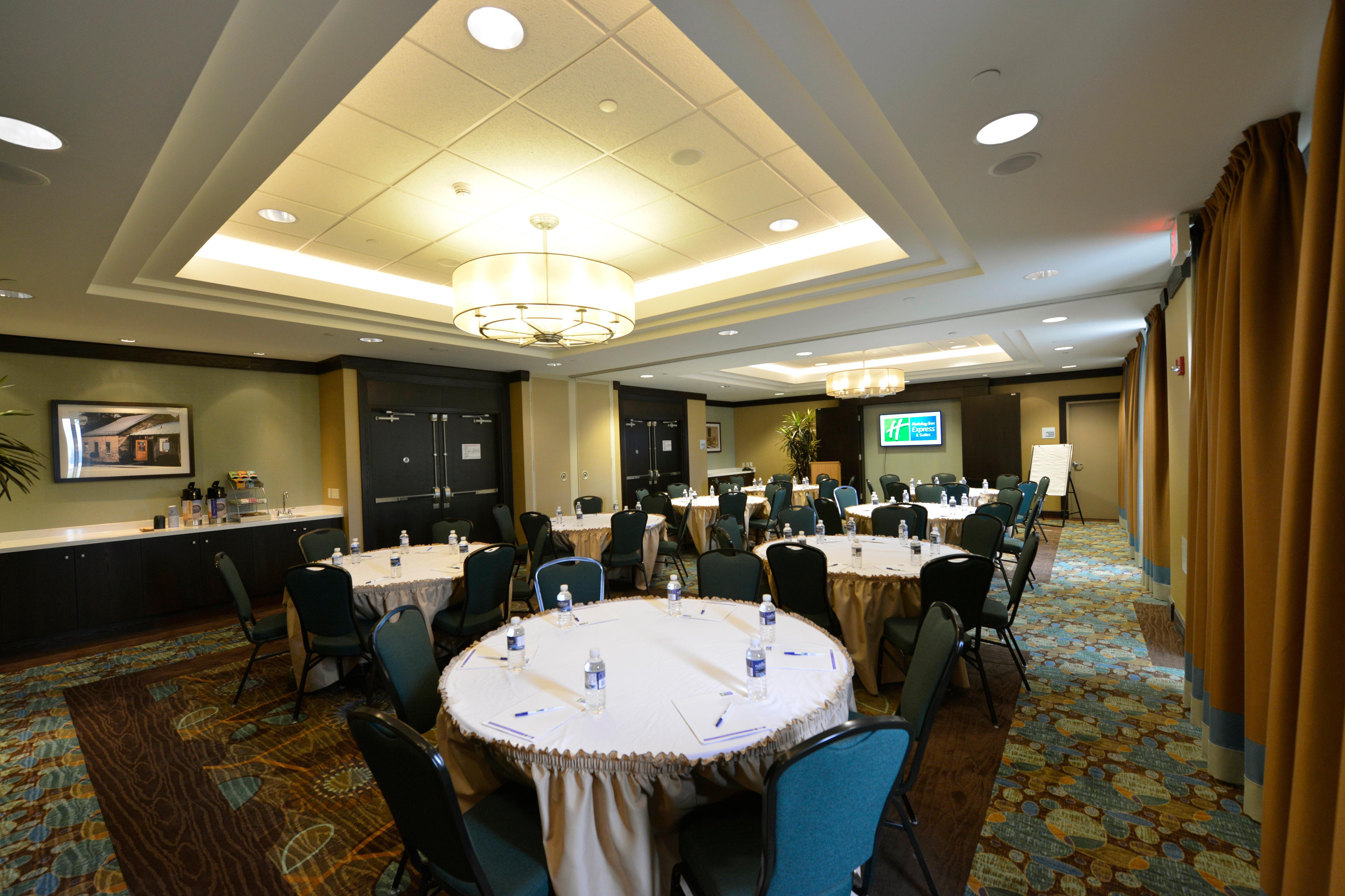 Holiday Inn Express Hotel & Suites Waterloo - St. Jacobs Area By Ihg Exteriér fotografie